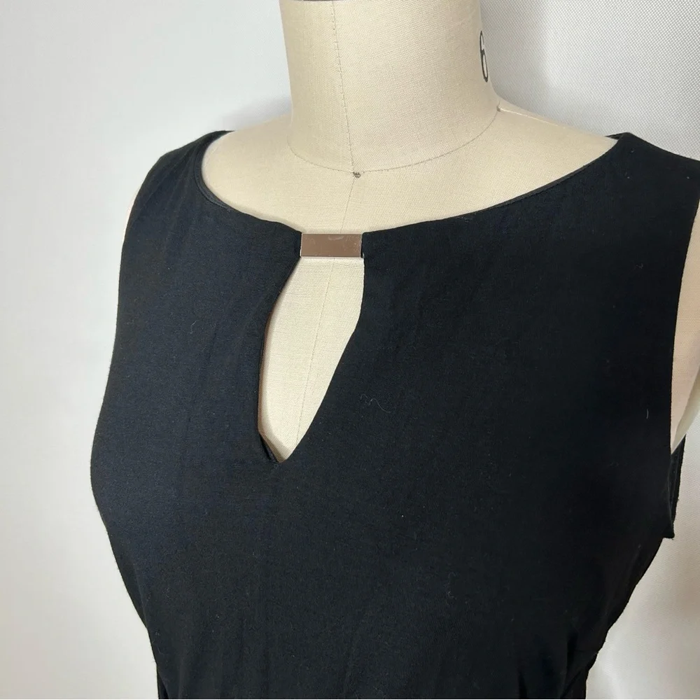 Cache Ruched Bodycon Dress - Picture 2 of 10